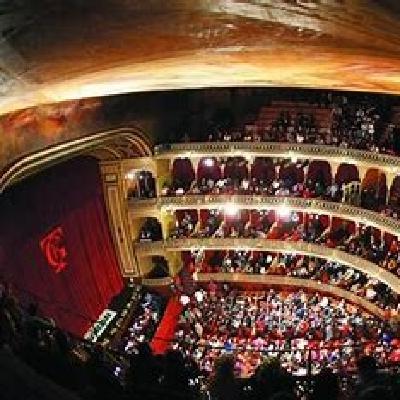 ASESINATO EN EL FALLA.