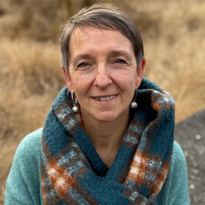 VIP - Sabine Picard : Une artiste peintre traversée par le souffle divin