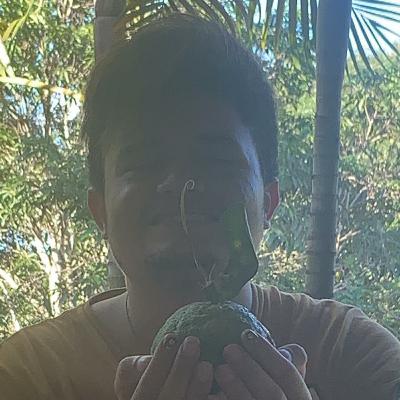 Poção/spray para tirar coisas malignas da sua casa