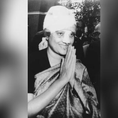 जब एक हमले ने "Indira Gandhi" की नाक तोड़ दी थी