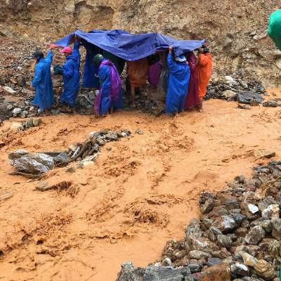 Tin trong nước - Mưa lớn kéo dài gây sạt lở liên tiếp, nhiều tuyến vùng cao Đà Nẵng chia cắt