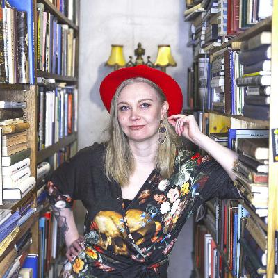 01/24: Jaana Kiven esikoisromaani peilaa dystopiavisioillaan sosiaalisen median määrittämää arkeamme