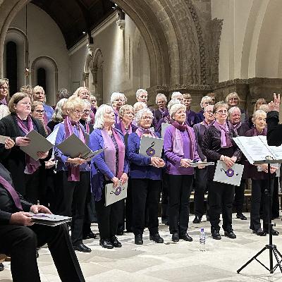 Petersfield Community Choir Raise the roof!