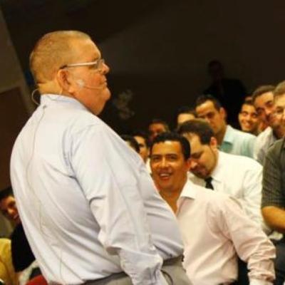 Apostolo Bud Wright - Culto Ano Novo Apostolo Bud Wright - Culto Ano Novo