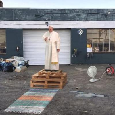 Habemus Dinero?! - QU4DRILHA #126 Habemus Dinero?! - QU4DRILHA #126