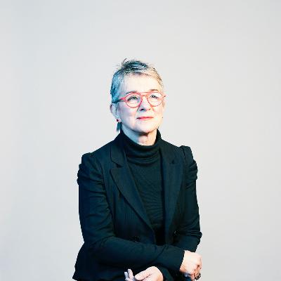EPISODE 4 - COMING BACK FROM ADVERSITY & HOW TO STAY POSITIVE - VIV PARRY