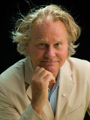 Wade Davis | 'Beneath the Surface of Things: New and Selected Essays' Wade Davis | 'Beneath the Surface of Things: New and Selected Essays'