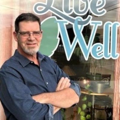 Jason Adelaars Is Our 1st Guest of Season 5: Diver, Engineer, Hydroponic, and Story Teller Jason Adelaars Is Our 1st Guest of Season 5: Diver, Engineer, Hydroponic, and Story Teller
