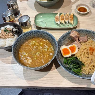 1691：飯島回／いまお腹いっぱいですか