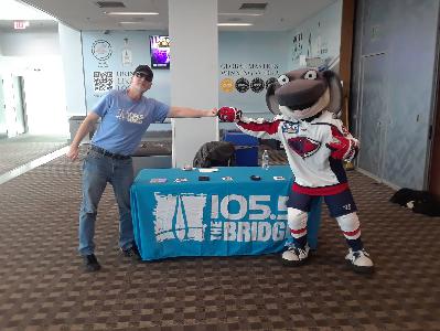 Happy Hour Hangouts: The Critic’s Weekend- Stingrays, Dogapalooza, The Masters,  & much more!