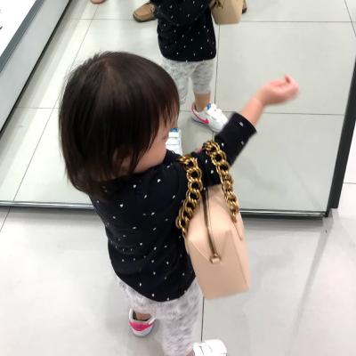 Ashley gk mau ditinggal maminya kerja