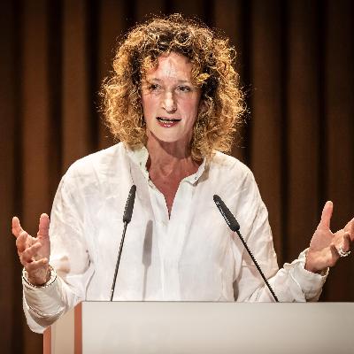 Wiebke Puls - Von der Verausgabung auf der Bühne (IV) Wiebke Puls - Von der Verausgabung auf der Bühne (IV)