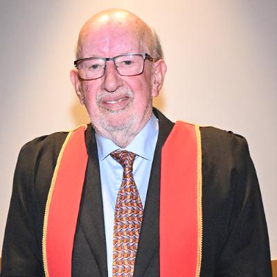 #50 Fionán Ó'Cuinneaagáin