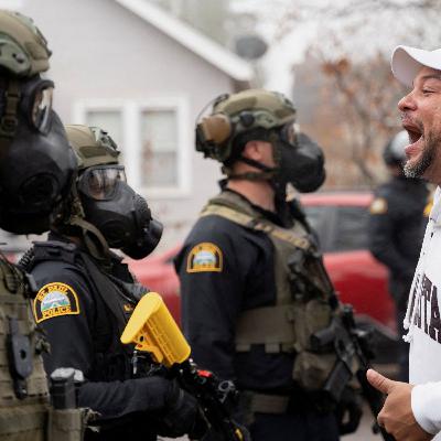 Volunteers in Minnesota unite to defend communities from Trump's immigration crackdown Volunteers in Minnesota unite to defend communities from Trump's immigration crackdown