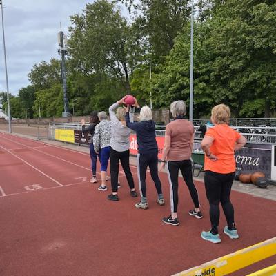 Clubhuis 13: Old Stars Haag Atletiek, Laan van Poot