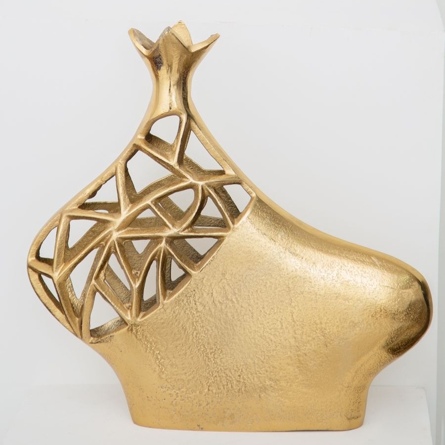6 Unique ways of using Vases for Home Decoration