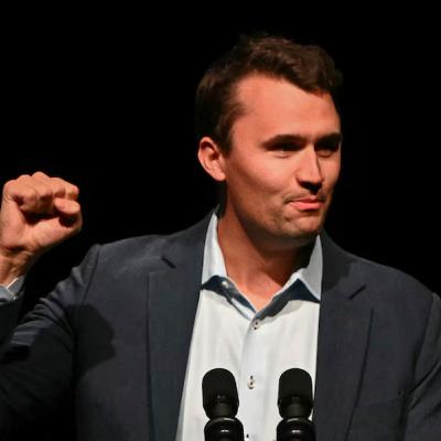 Charlie Kirk, myrdet, og Vestasien i opbrud Charlie Kirk, myrdet, og Vestasien i opbrud