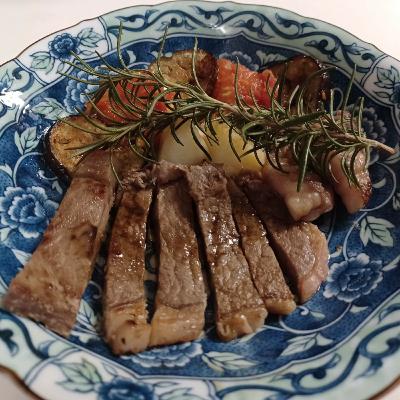 大豆油が作れるようになったのは、そう昔のことではありません⌚ It wasn't that long ago that soybean oil could be made.⌚ 不久前，人們還可以生產大豆油⌚。