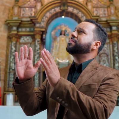 Artísta Católico Jernys Ortega comenta en un mensaje exclusivo para APMRENSA su canción "El llamado" junto a Alba Pantaleon