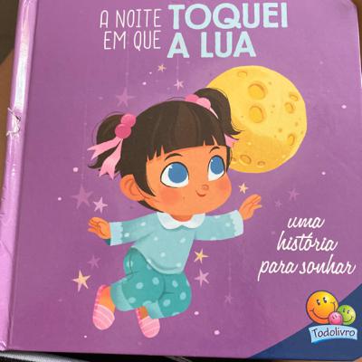A NOITE EM QUE TOQUEI A LUA A NOITE EM QUE TOQUEI A LUA
