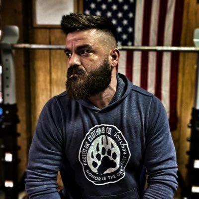 ZAC SMALL - Embracing Adversity To Learn About Yourself And Empower Others
