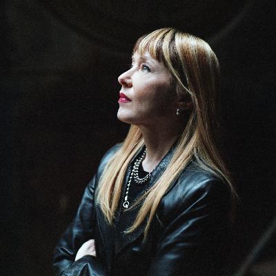 Ep. 256 - SUZANNE VEGA ("Luka")