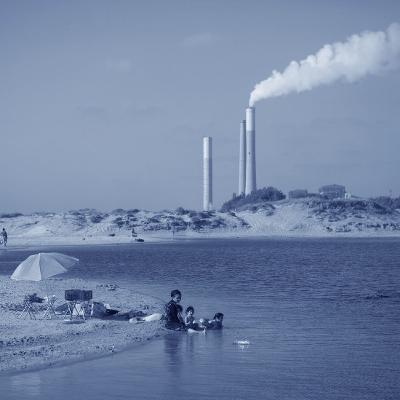 אין מקום אחר - זיקים