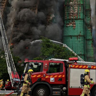 宏福苑大火,烧出香港建筑与治理的系统性崩坏 宏福苑大火,烧出香港建筑与治理的系统性崩坏