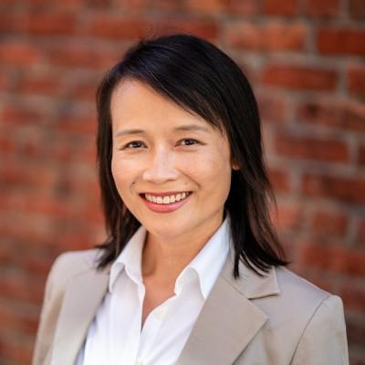 #146 Curiosity based transformation with Julie Pham #146 Curiosity based transformation with Julie Pham