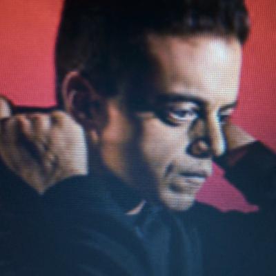 DERIVADO I... MR ROBOT.... Y UNA MÁQUINA DE DESCRIBIR