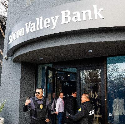 What banks do when no one's watching What banks do when no one's watching