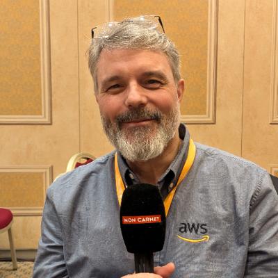 {ENTREVUE} - Les agents IA changent la programmation avec Sébastien Stormacq {ENTREVUE} - Les agents IA changent la programmation avec Sébastien Stormacq