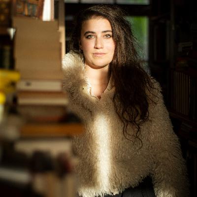 Sanuyé: Debüt-Album "We All Become Stories" & mehr Musik grenzenlos