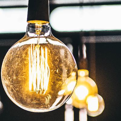 #96 Határidős ügyletből villanyfény az otthonunkban – Hogyan működik az áramtőzsde? #96 Határidős ügyletből villanyfény az otthonunkban – Hogyan működik az áramtőzsde?