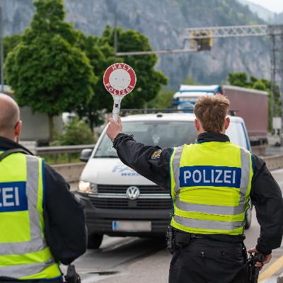 Migrationspolitik - Diskussion über Zuwanderung und Asylrecht polarisiert Europa
