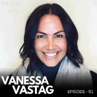 Episode 91 - Vanessa Vastag // How to become an abstract artist, Working on super yachts and believing in your dreams