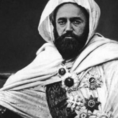 الإسلام كمرجعية لحماية أسرى الحرب : إسهام الأمير عبد القادر الجزائري في تطوير القانون الدولي الإنساني الإسلام كمرجعية لحماية أسرى الحرب : إسهام الأمير عبد القادر الجزائري في تطوير القانون الدولي الإنساني