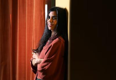 Bárbara Arena presenta su nueva novela 'Un Adiós': "Quería entreabrir una puerta hacia una España mal reflejada"