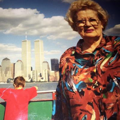 Serie Gente como tú: Martha Falcón, LA REINA DE LAS VOCES, de la realizadora Gladys Pérez Serie Gente como tú: Martha Falcón, LA REINA DE LAS VOCES, de la realizadora Gladys Pérez