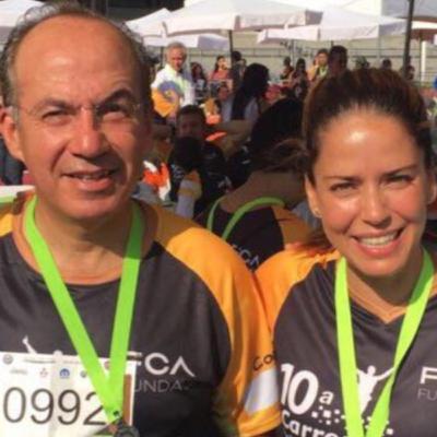 En su visita a Washington, Calderón se llevó a la actriz Talancón y la prensa no dijo #NiPio