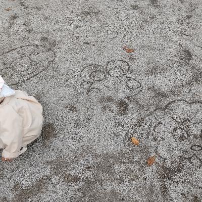 【1歳4か月】お絵かきにハマっています