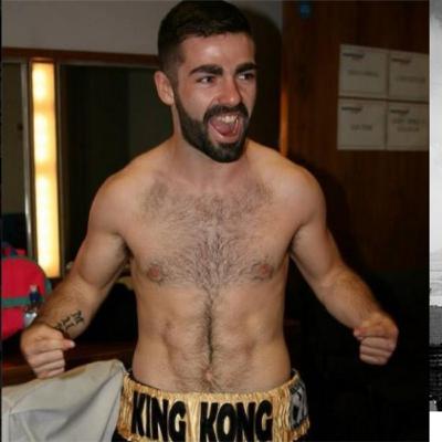 4Thumps Sixth show is a Jono Carroll Prizefighter special