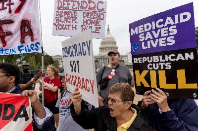 Healthcare remains at the heart of the federal shutdown four weeks in