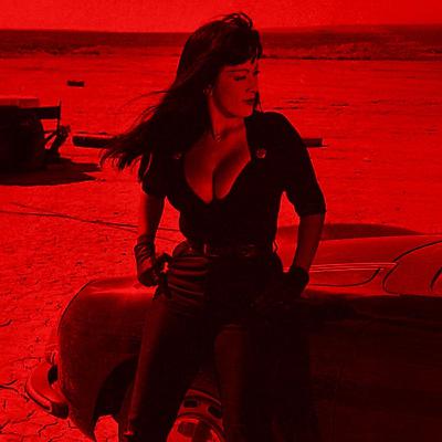 Tura Satana, Mel Brooks y Event Horizon Tura Satana, Mel Brooks y Event Horizon