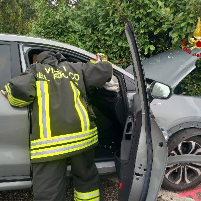 Urto fra tre auto lungo la Provinciale 89: ferita una donna Urto fra tre auto lungo la Provinciale 89: ferita una donna