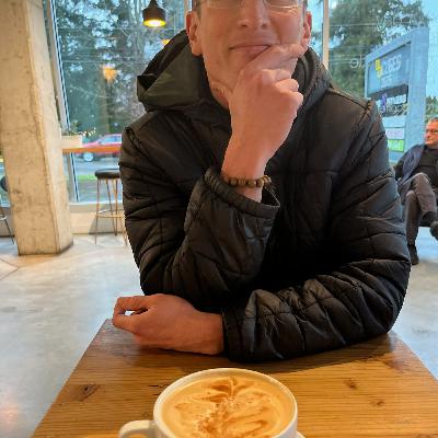 Cyrus Molavi - Aging & Dating, When life falls apart, privilege and critical thinking.