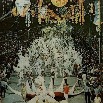 Carnaval 1974 - Rei de França na Ilha da Assombração