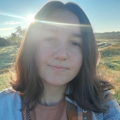 16/52 How is it for a Ukrainian refugee in Ireland? An Interview with Ambika at Sunrise Farm, Ireland.