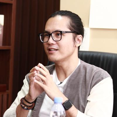 Adjie Santosoputro | Menyadarkan Hati dan Pikiran Untuk Pulih