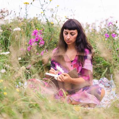 Reparent Yourself: Beyond Your Inherited Stories